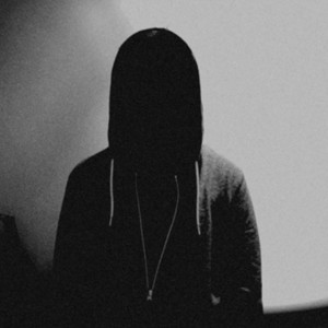 Dengarkan Signatur (WieselRemix) (Explicit) (WieselRemix|Explicit) lagu dari Wiesel dengan lirik