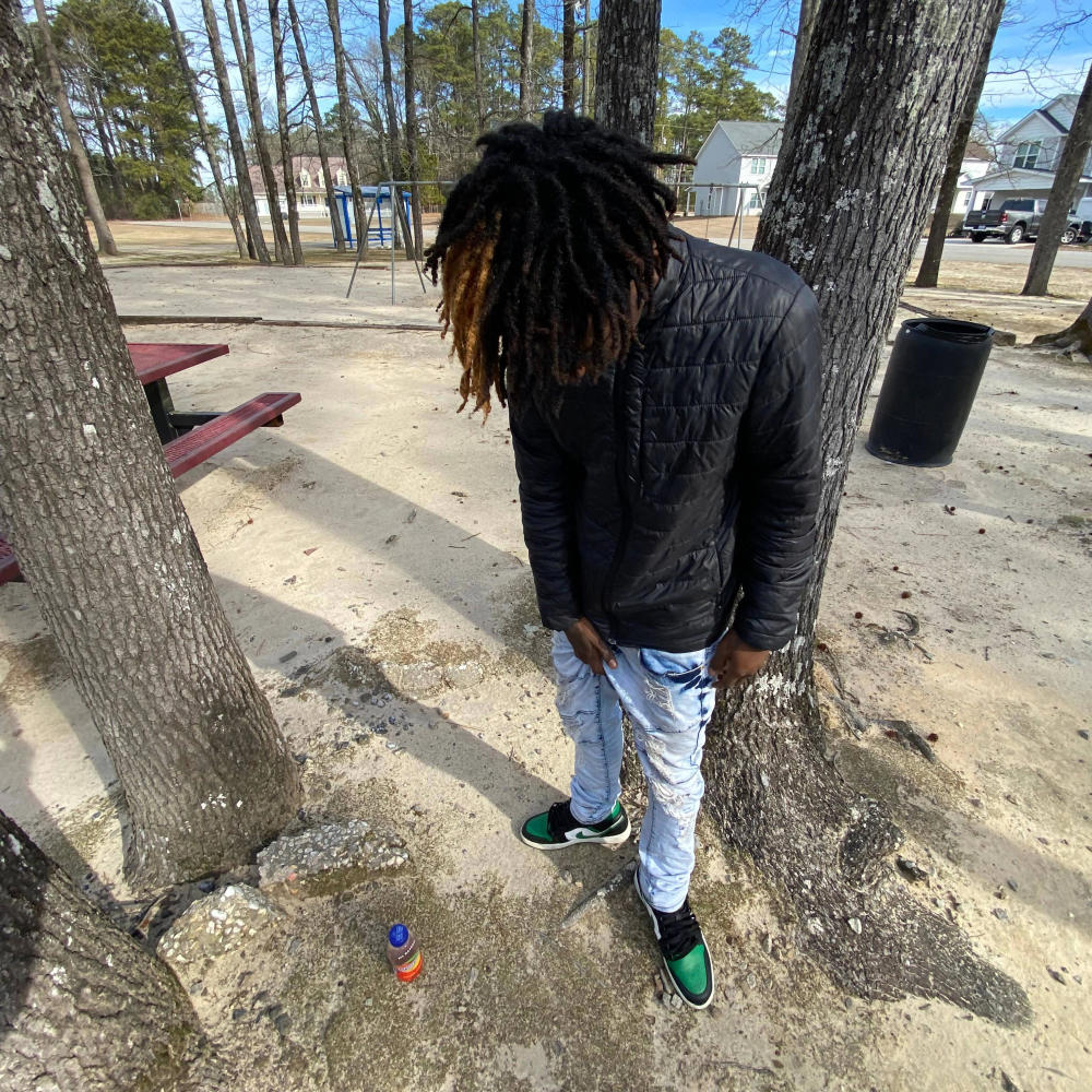 #bet (feat. Bangout) (Explicit)