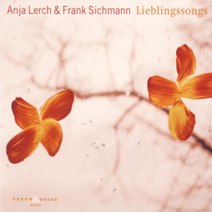 ดาวน์โหลดและฟังเพลง Old Man พร้อมเนื้อเพลงจาก Anja Lerch
