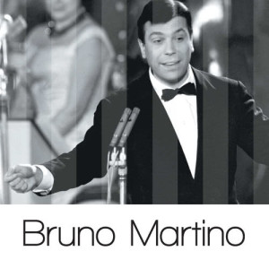 收聽Bruno Martino的Kiss Me, Kiss Me (2001 Digital Remaster)歌詞歌曲