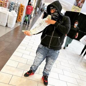 收聽Kidnap the bag的Bust a pint in my sleep (Explicit)歌詞歌曲