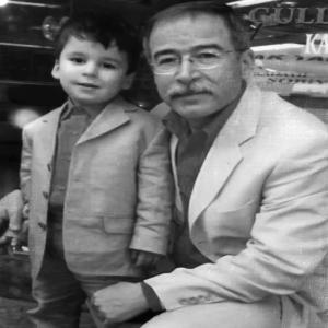 Dengarkan lagu BABA (Explicit) nyanyian B4TU INC. dengan lirik