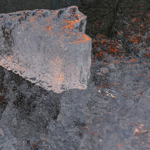 ดาวน์โหลดและฟังเพลง Galactica พร้อมเนื้อเพลงจาก Kike Pravda