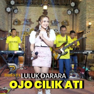 Dengarkan Ojo Cilik Ati lagu dari Luluk Darara dengan lirik