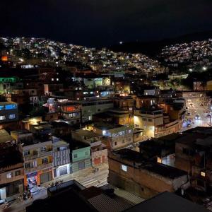 收聽DJ KEVIIN PROD的lombrado lombradão (feat. mc fabinho da osk) (Explicit)歌詞歌曲
