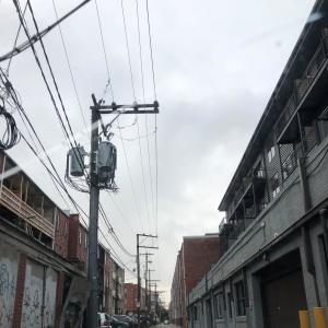 Dengarkan lagu SMILE NOW! (Explicit) nyanyian Jayvn dengan lirik