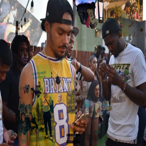 Dengarkan Straight (Explicit) lagu dari Bravo Capries dengan lirik