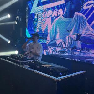 收聽DJ MT DE ARACRUZ的Tipo Nino x Famosinha (BEAT FINO)歌詞歌曲