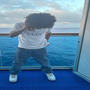 收聽PradaJay的swaganese (feat. BigT, s!m!!, Dayo & Adn) (Explicit)歌詞歌曲