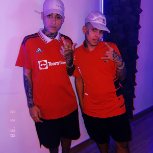 ดาวน์โหลดและฟังเพลง Plano da Putaria พร้อมเนื้อเพลงจาก DJ KIKO DA VILA