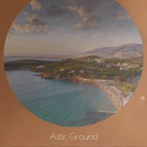 Various的专辑Astir Ground
