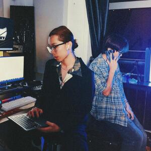 default playlist img