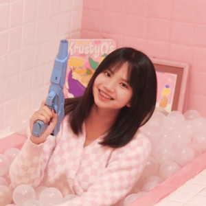 ดาวน์โหลดและฟังเพลง หยุดน่ารัก พร้อมเนื้อเพลงจาก PETCHARA