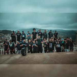 ดาวน์โหลดและฟังเพลง Os Meninos (Explicit) พร้อมเนื้อเพลงจาก Tchony MC