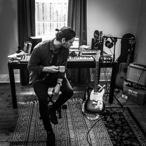 Dengarkan lagu It Was a Good Day (Explicit) nyanyian Louis Lam dengan lirik