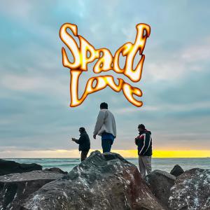 JPMRECORDS的專輯Space Love (feat. Loneshit, Aaron Ambec & NakeSB)
