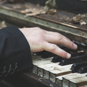 default playlist img