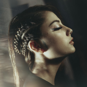 Listen to Çözümü Yok (Explicit) song with lyrics from Berfin Mis
