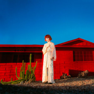 ดาวน์โหลดและฟังเพลง Lion พร้อมเนื้อเพลงจาก Kacy Hill