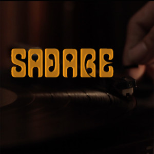 收聽SADABE的เอามันออกมา歌詞歌曲