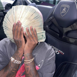 收聽LBS Kee'vin的For The Love Of Money (Explicit)歌詞歌曲