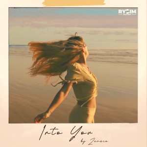 收听Zenaro的Into You (Radio Edit)歌词歌曲