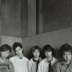 ดาวน์โหลดและฟังเพลง 時代 พร้อมเนื้อเพลงจาก ARASHI