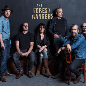 ดาวน์โหลดและฟังเพลง Shining Star พร้อมเนื้อเพลงจาก The Forest Rangers