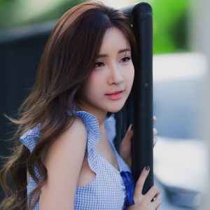 ดาวน์โหลดและฟังเพลง Patratatan (DJ版) พร้อมเนื้อเพลงจาก Hiyang Jiman