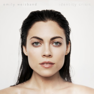 收聽Emily Weisband的Identity Crisis歌詞歌曲