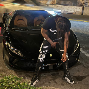 收聽MONEY 2 LONG的FUB (Explicit)歌詞歌曲