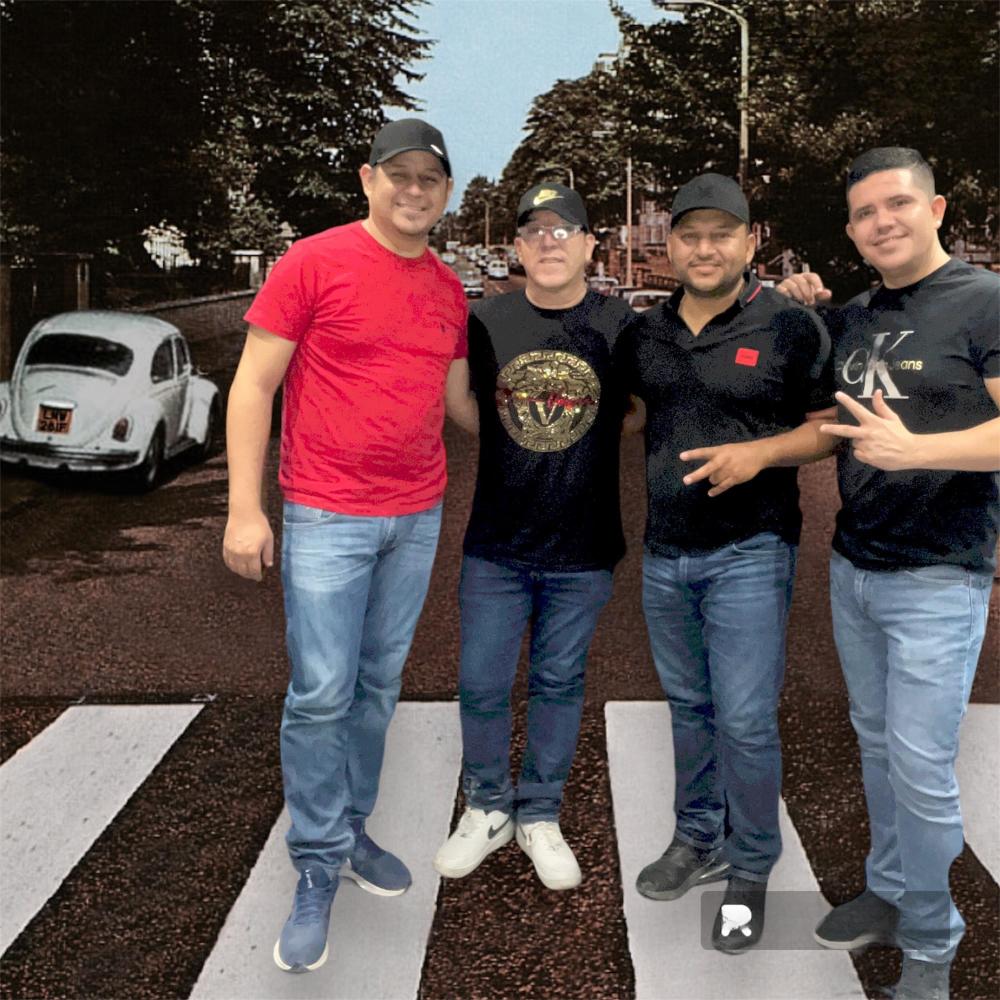 Si me recuerdas (feat. Gallitos de chihuahua)