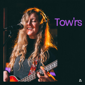 Dengarkan Water Under the Bridge (Audiotree Live Version) lagu dari Tow'rs dengan lirik