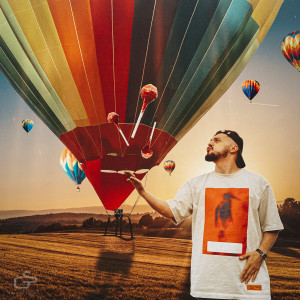 Listen to Я плачу song with lyrics from A.V.G