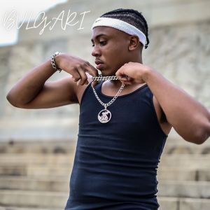 收聽Toddy Black的BVLGARI (Explicit)歌詞歌曲