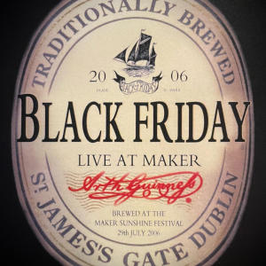 收聽Black Friday的STAR OF THE COUNTY DOWN (Live)歌詞歌曲