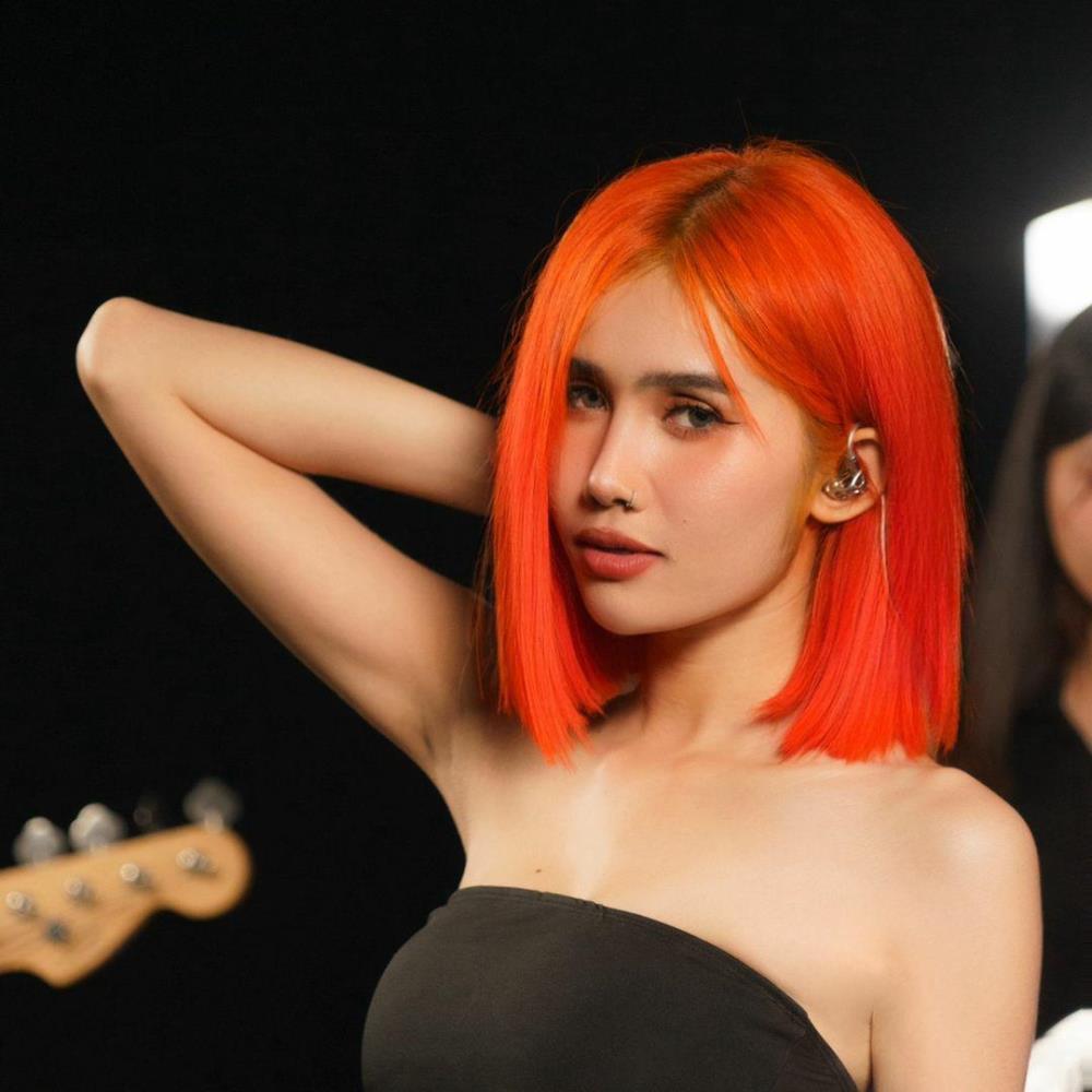 เมล ตวิษา แปดแสนซาวด์