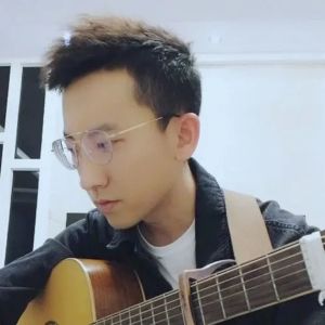 Dengarkan lagu 穷叉叉 nyanyian 王搏 dengan lirik