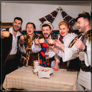 Listen to Să-Mi Trăiască Prietenii song with lyrics from Paul Ananie