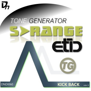 ดาวน์โหลดและฟังเพลง Kick Back พร้อมเนื้อเพลงจาก Etic