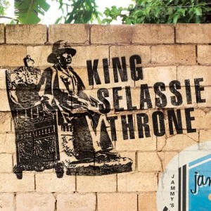 ดาวน์โหลดและฟังเพลง King Selassie Throne พร้อมเนื้อเพลงจาก Chronixx