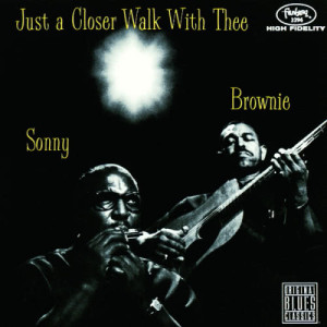 收聽Sonny Terry的Just A Closer Walk With Thee (Live)歌詞歌曲