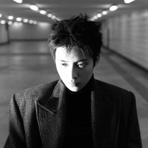 邓典 ดาวน์โหลดและฟังเพลงฮิตจาก 邓典