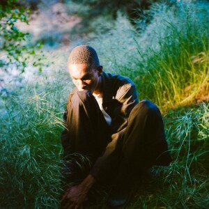 收聽Sam Austins的Seasons (club mix)歌詞歌曲