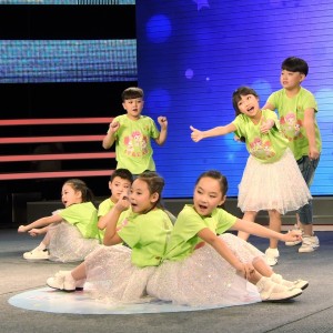 中國交響樂團附屬少年及女子合唱團的專輯童聲合唱歌曲精選10
