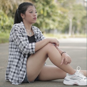 收聽Akharisma的Pingin Nangis Tapi Isin (Dj Santuy)歌詞歌曲