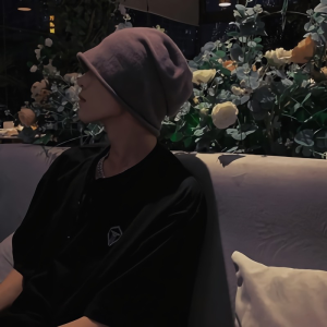 收聽黄钰杰的除了你誰都不要 (DJ版)歌詞歌曲