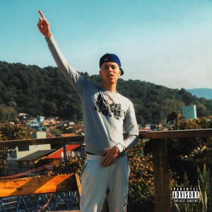 ดาวน์โหลดและฟังเพลง Distante (Explicit) พร้อมเนื้อเพลงจาก Biuw