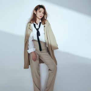 Listen to 一半疯了一半算了 (cover: 辛77) (完整版) song with lyrics from 九月Na