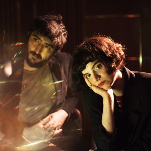 收聽Eda Baba的Düş Bahçeleri歌詞歌曲